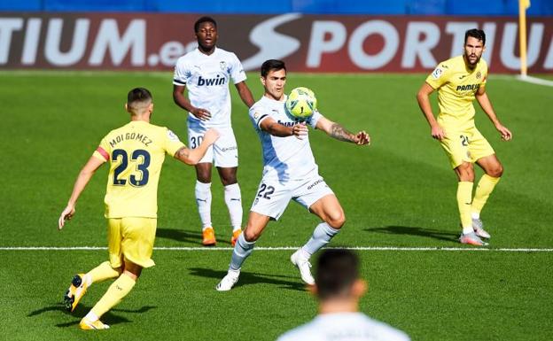 Alcácer y Parejo apuntillan al Valencia