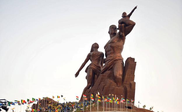 Las estatuas más altas y sus colosales controversias 3 renacimiento africano kpbG