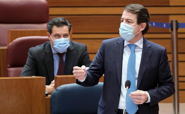 Noticias, información y última hora de las nueve provincias de Castilla y León Suárez-Quiñones niega la desregulación ambiental y pretende sustituir "algunas licencias municipales" para mejorar la agilidad 1 Mañueco defiende que la cita telefónica