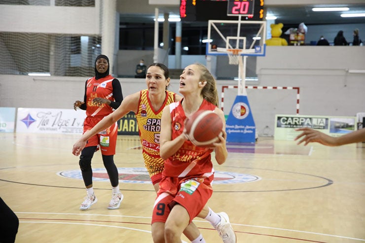 Derrota de Embutidos Pajariel ante Spar Girona