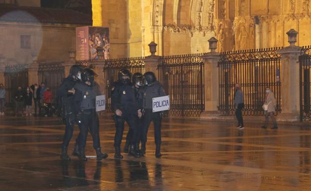 Red Vecinal Contra el Racismo denuncia por delitos de odio a los manifestantes contra el toque de queda