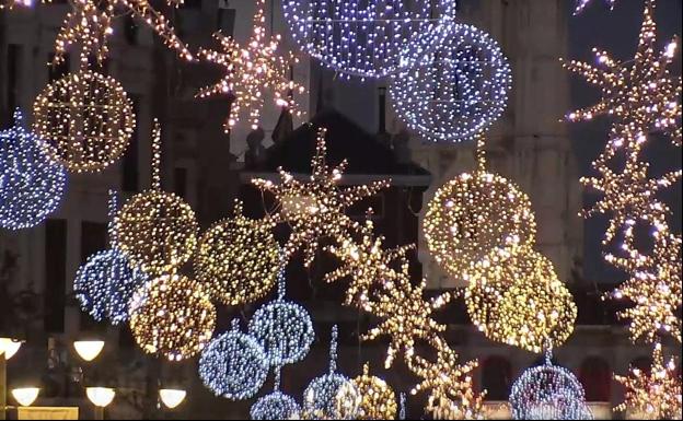 El PP de León pide que el 80% del gasto de las luces de Navidad se destine a ayudas directas a comercios, hostelería y colectivos sociales