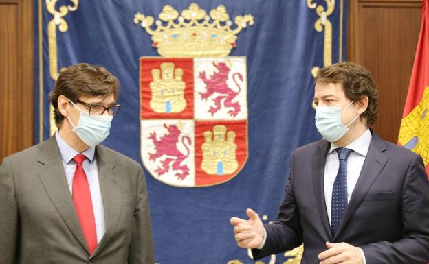 Más de la mitad de los castellanos y leoneses respalda el desmarque de la Junta para apoyar las restricciones del Ministerio de Sanidad