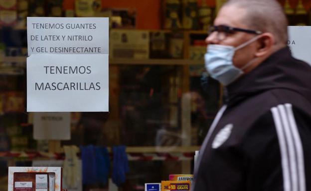 El BOE publica la resolución que reduce el precio de las mascarillas quirúrgicas