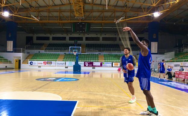 El Ciudad de Ponferrada busca crecer a costa de Alcobendas