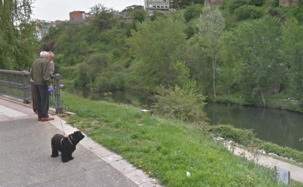 Miño-Sil limpiará el azud cercano al puente García Ojeda y el río Boeza en su desembocadura en Ponferrada