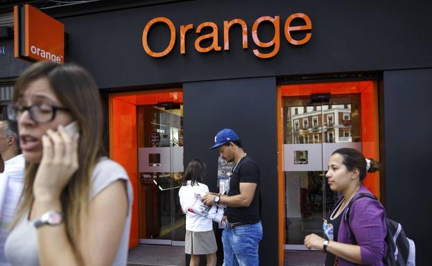 El banco de Orange se abrirá a no clientes antes de que termine 2021