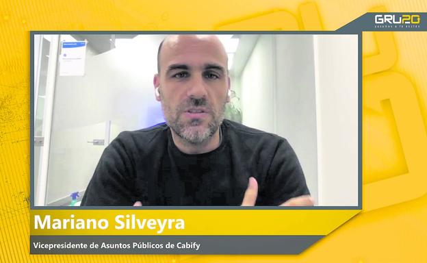 Silveyra: «La forma de adaptar la oferta de movilidad a la demanda cambiante es la tecnología»