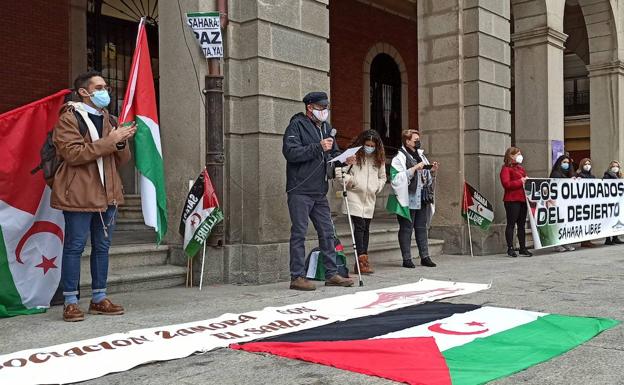 Cerca de cien personas se concentran en la Plaza Mayor de Zamora para reivindicar 'un Sáhara libre'