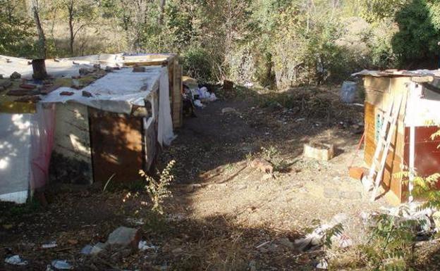 El PP lamenta la situación de las chabolas de Las Graveras y los Altos del Duero donde malviven 82 personas