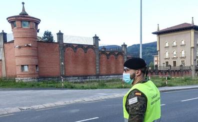 Prisiones acerca al País Vasco a otros seis etarras