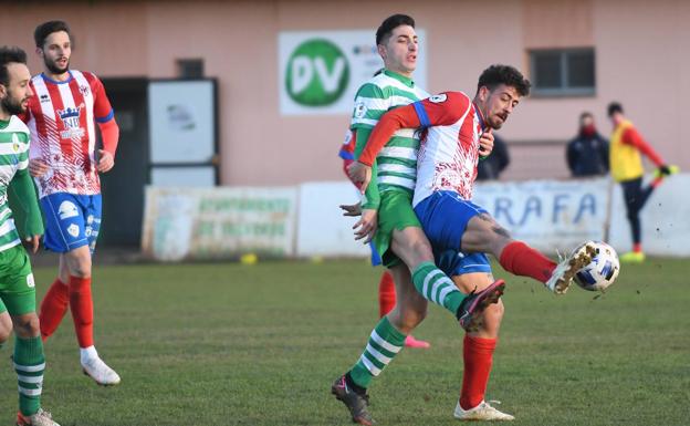 La Virgen y el Bembibre firman tablas en un derbi muy igualado