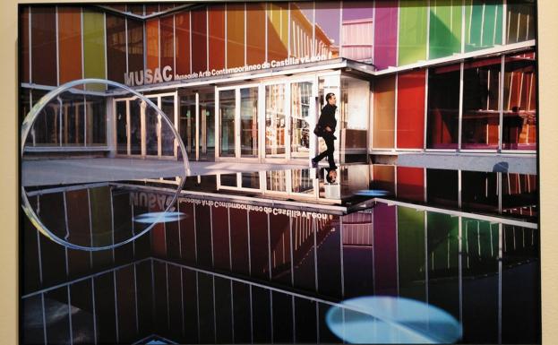 Luis Ángel Vidal Manceñido llena de 'Gente corriente' el Centro Leonés de Arte