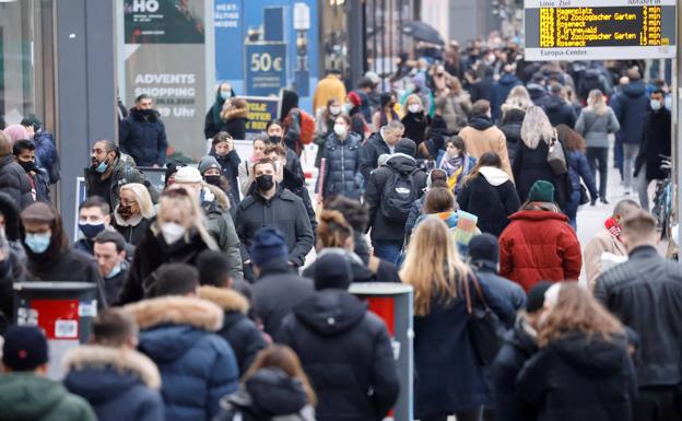 Merkel defiende «un cierre total» durante la Navidad