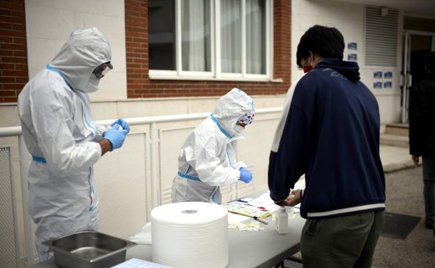 Los datos de Sanidad confirman la «meseta» de la pandemia en España