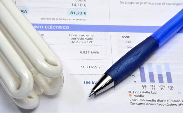 Las energéticas asumirán el coste de las renovables para rebajar la factura un 13%