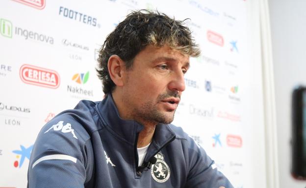 Idiakez: «No tengo claro el once, pero será de garantías»