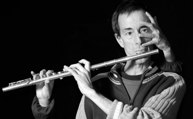 La música y la danza se encuentran en el Teatro Bébora de León todos los miércoles