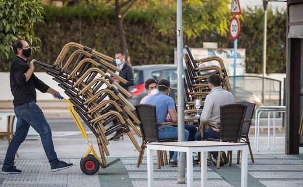 Los sindicatos de León insisten en un SMI de 1.000 euros y la patronal prioriza mantener el empleo