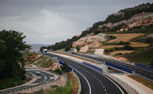 La A-11 suma 12 kilómetros, se cierra la ronda de Segovia y el AVE llega a Sanabria