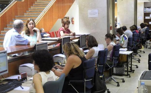 CSIF alerta de la falta de bolsas de empleo que impiden cubrir plazas en el INSS de Valladolid