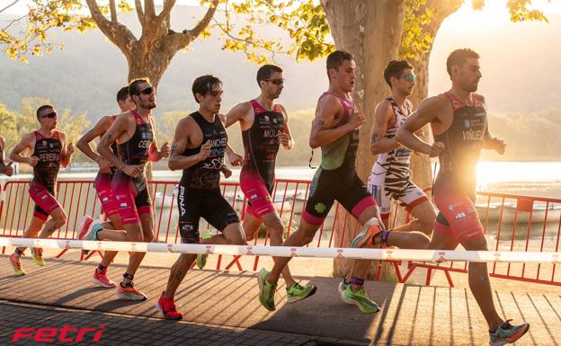 La federación autonómica entrega a Kevin Viñuela la medalla de bronce de la temporada