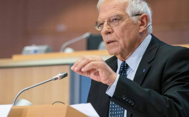 Rusia acusa a Borrell de participar en «la guerra de las vacunas»