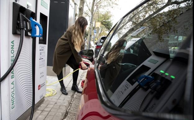 Falsos mitos sobre los coches híbridos enchufables