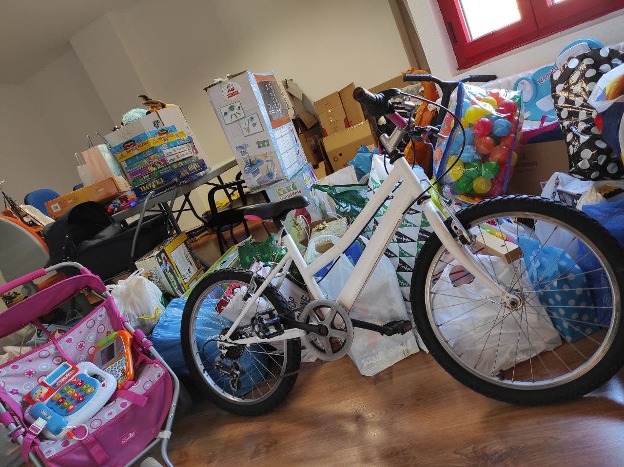 Solidaridad para que ningún niño se quede sin juguetes en Coyanza