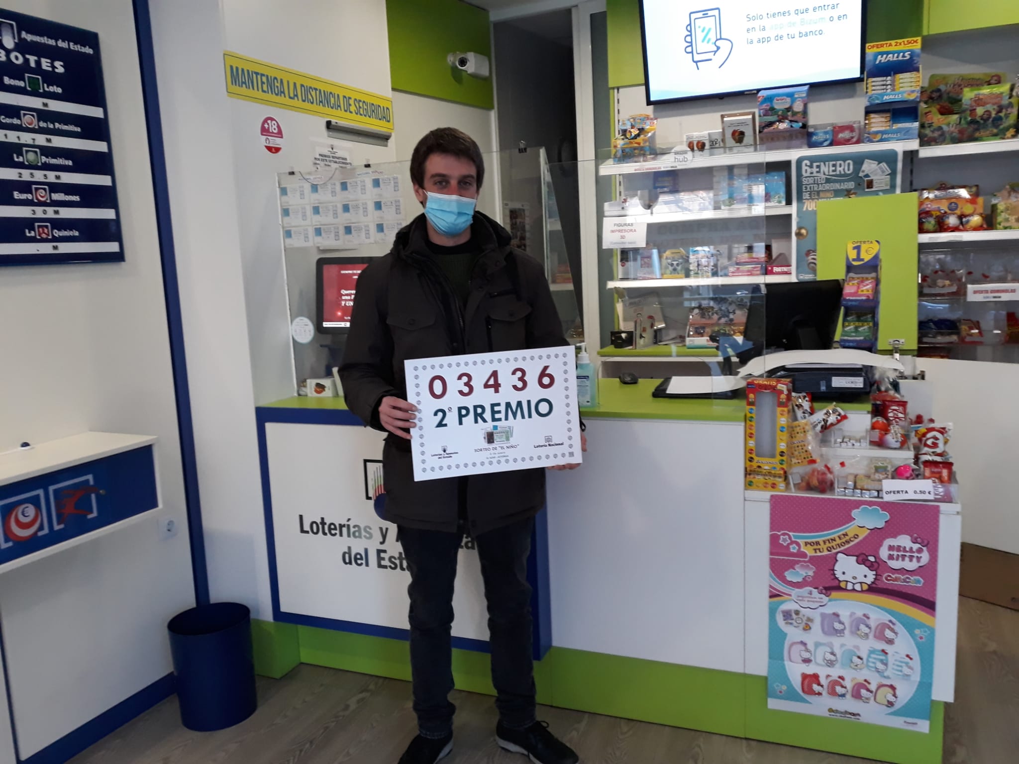 El Niño sonríe a León