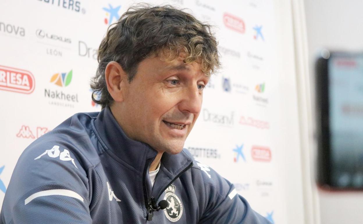 Idiakez: «Queremos estar primeros cuanto antes»