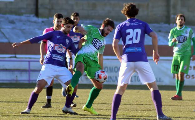 La Bañeza gana su 'final' por la permanencia