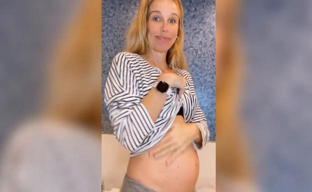 Carola Baleztena anuncia que está embarazada