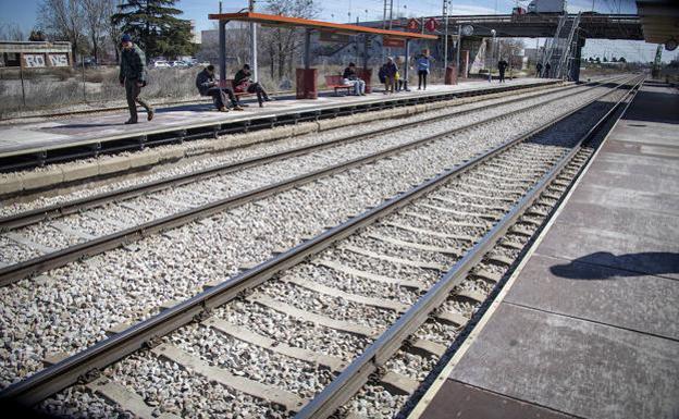 Adif adjudica más de dos millones a la redacción de proyectos de mejora del tramo Covas-Monforte de Lemos de la línea León-A Coruña
