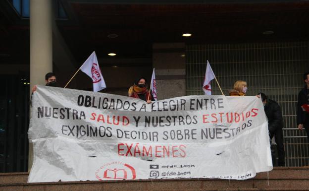 El Frente de Estudiantes se queda solo contra los exámenes presenciales: «No se debe elegir entre la salud y los estudios»