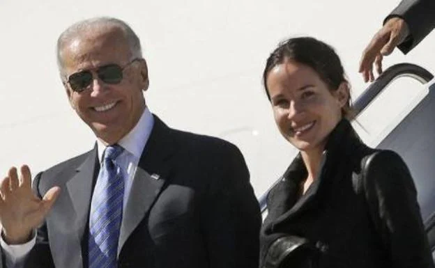 La hija de Joe Biden y la hijasta de Kamala Harris, unidas por la moda