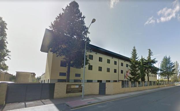 Cendón traslada a los sindicatos la posibilidad de una Academia de Estudios Penitenciarios para León