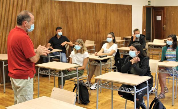 CCOO exige a la Junta que revise y actualice los protocolos en educación para adecuarlos a la nueva situación de pandemia