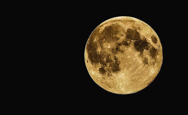 Taller digital sobre la luna llena con el Museo de la Energía