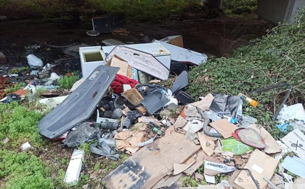 Carracedelo desmiente las acusaciones de UPL sobre la proliferación de vertederos en el municipio