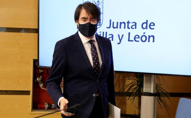 Quiñones pide a Sánchez que «dirima» la «contradicción» y la «discusión» entre los ministros por la protección del lobo