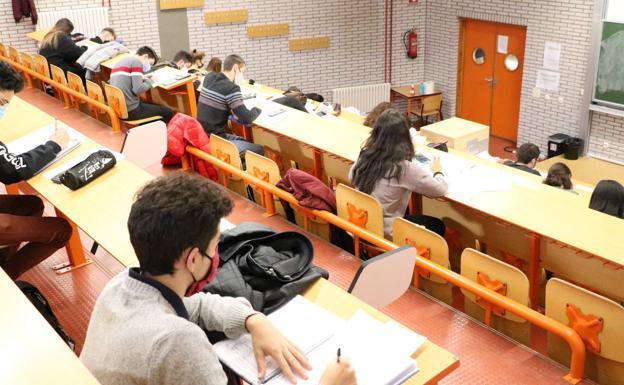 El coronavirus no se presenta a la primera convocatoria de exámenes de la Universidad de León