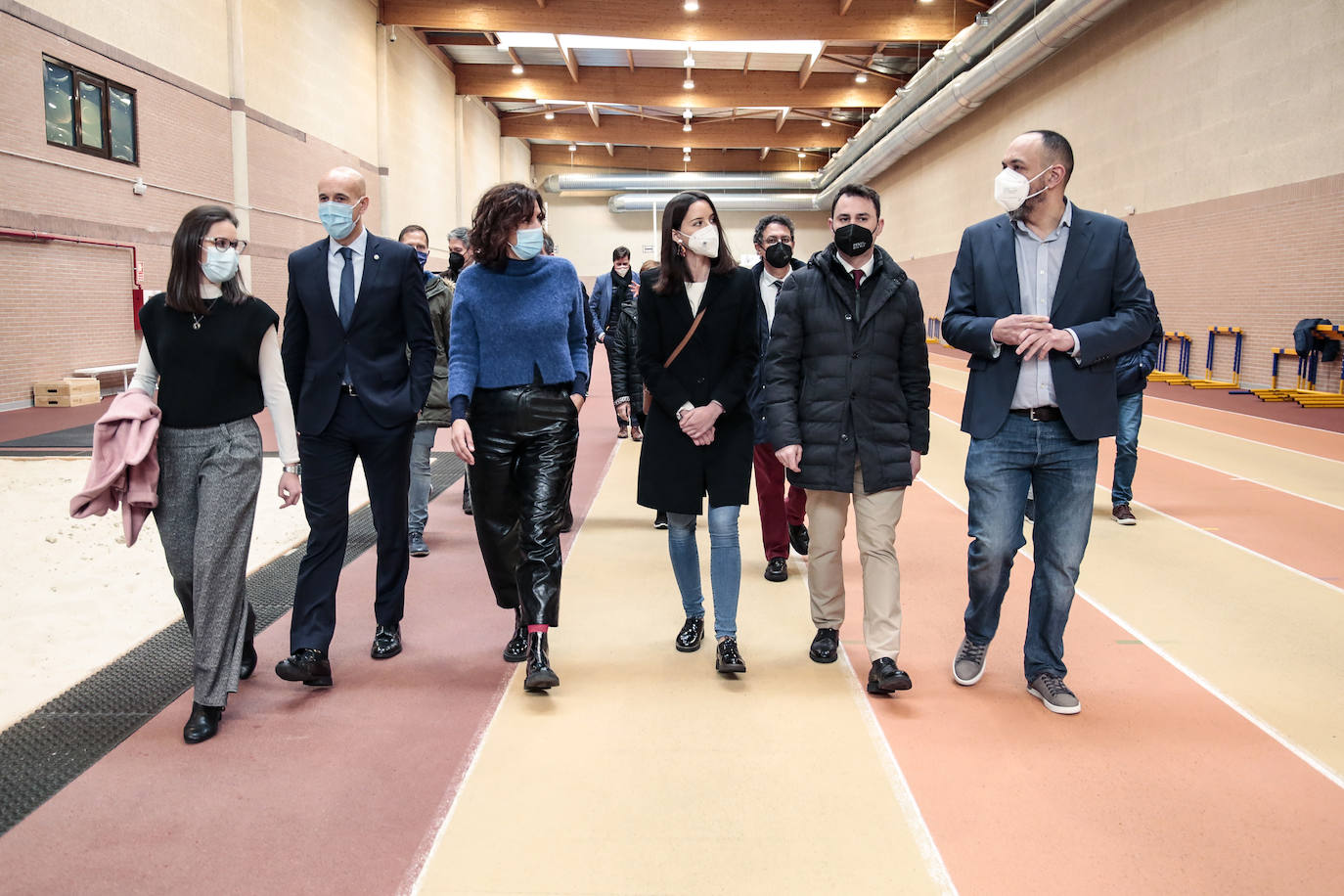 La presidenta del CSD, Irene Lozano, visita el CAR de León