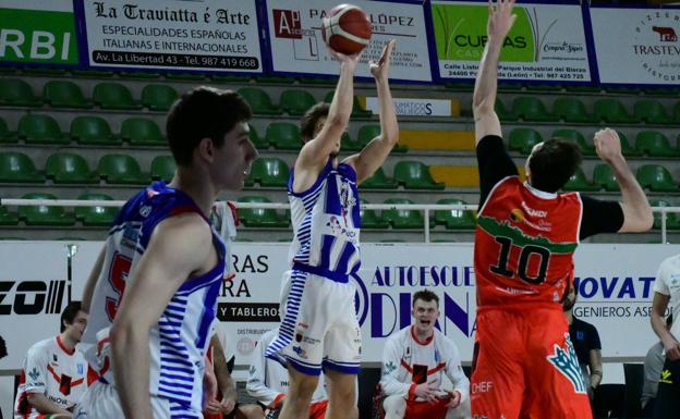 La falta de contundencia en el último cuarto condena a Ciudad de Ponferrada