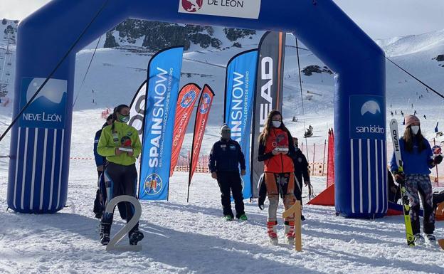 San Isidro acoge los campeonatos de Castilla y León de esquí alpino