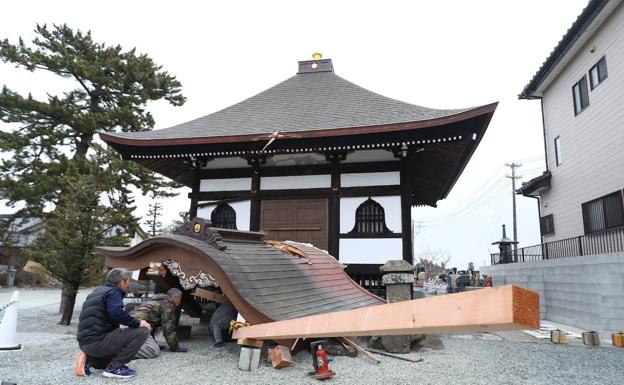 Fukushima revive el fantasma del tsunami de 2011 con un nuevo terremoto