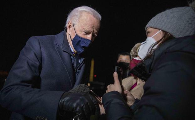 Biden anticipa unas navidades más normales gracias a 600 millones de vacunas