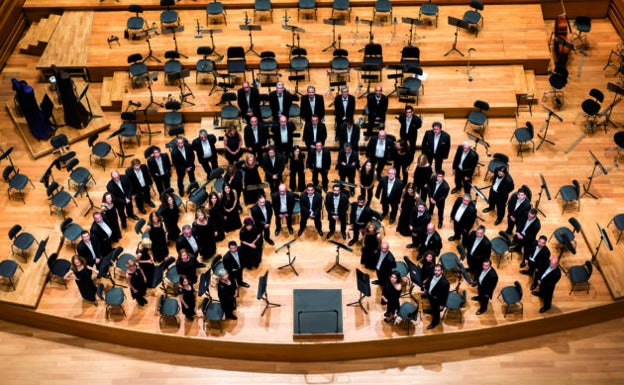 La Oscyl ofrece el concierto del pianista Lisiecki a través de Youtube en abierto y en directo