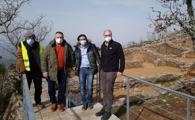 La Diputación restaura y hace visitable el gran castro de la Peña del Hombre