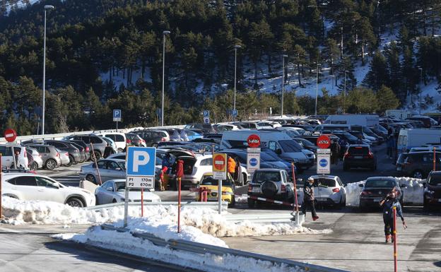 Condenan al Ayuntamiento del Real Sitio (Segovia) a pagar 155.000 euros por el aparcamiento de Navacerrada